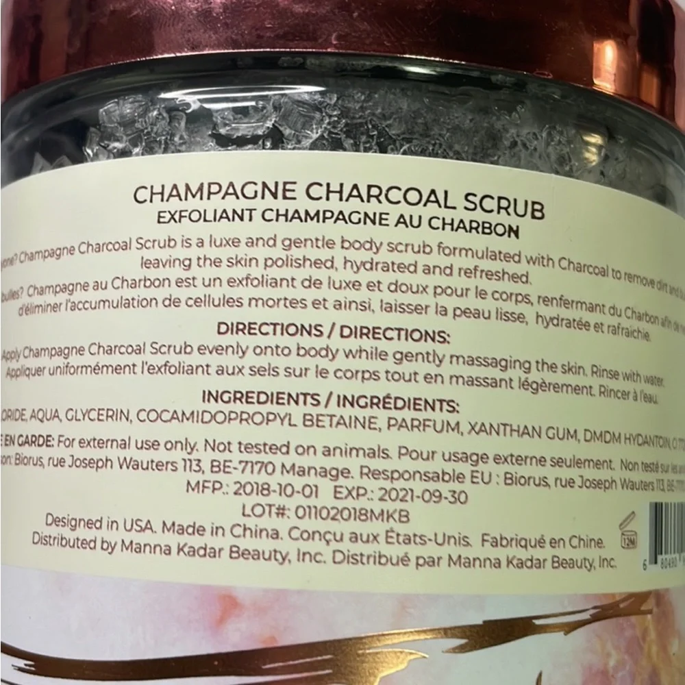 Manna Kadar‎ Champagne Charcoal Scrub